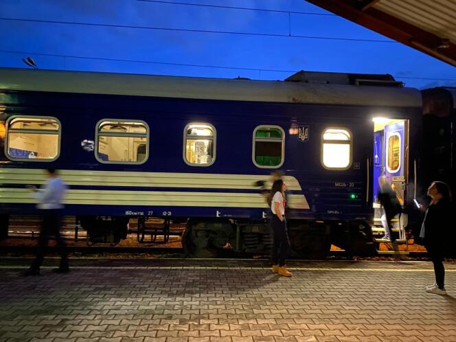 Przemysl, à la frontière entre la Pologne et l’Ukraine, le train qui emmène les députés français en Ukraine, le 27 septembre 2022. 