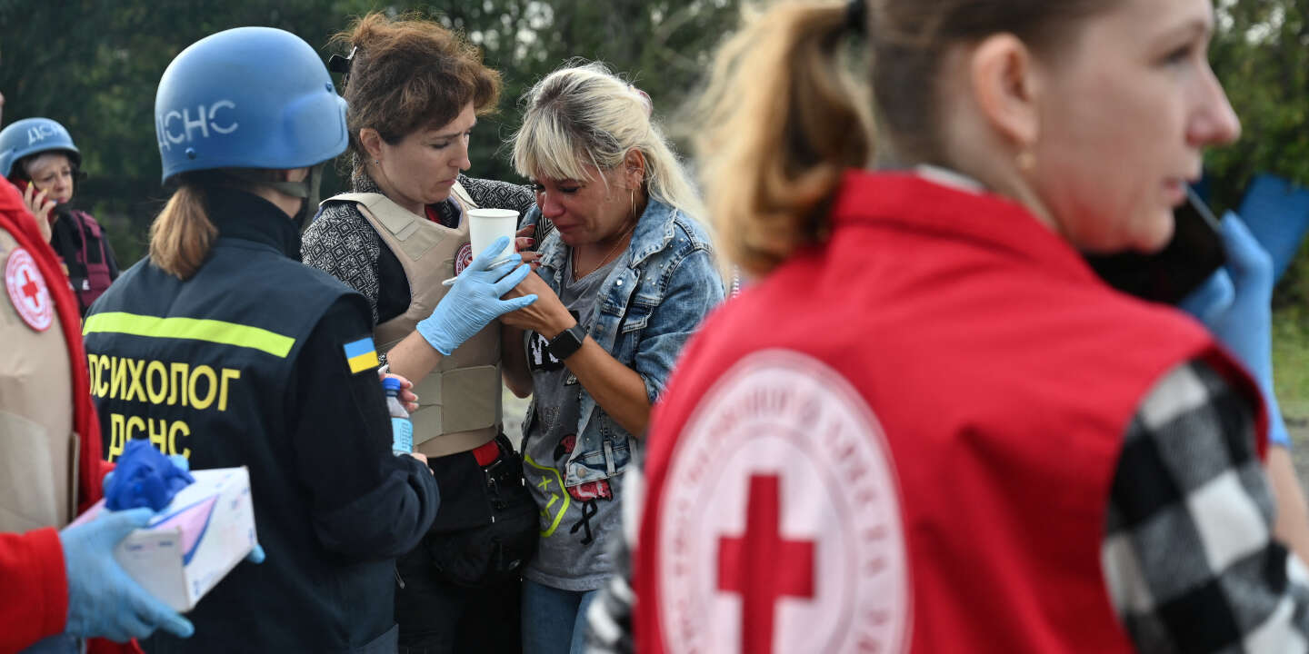 Photo of Ataque mata a más de 20 civiles en Zaporizhia, Ucrania y Rusia se culpan mutuamente