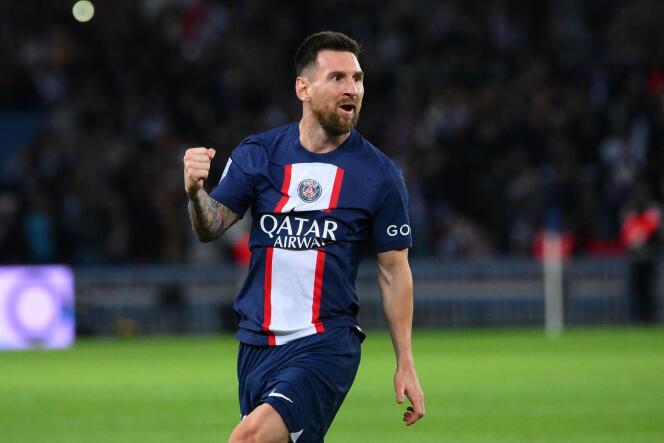 PSG forward Lionel Messi celebrates his goal against Nice on Matchday 1 of Ligue 1 on 1 October 2022 at the Parc des Princes in Paris.