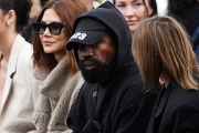Le rappeur américain Kanye West, lors de la Fashion Week Femme à Paris, le 2 octobre 2022.