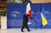 « Fractures françaises » : la guerre en Ukraine réveille le sentiment européen chez les Français