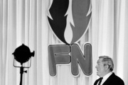 Jean-Marie Le Pen, le 19 octobre 1985, lors du congrès du Front national, à Paris.  