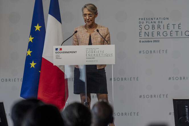 La première ministre Elisabeth Borne clôt la présentation du plan de sobriété énergétique, à Paris, le 6 octobre 2022