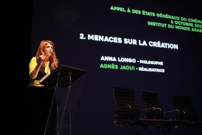 La directora y actriz Agnès Jaoui durante la convocatoria de Estados Generales de Cine, jueves 6 de octubre de 2022, en el Instituto del Mundo Árabe (IMA) de París.