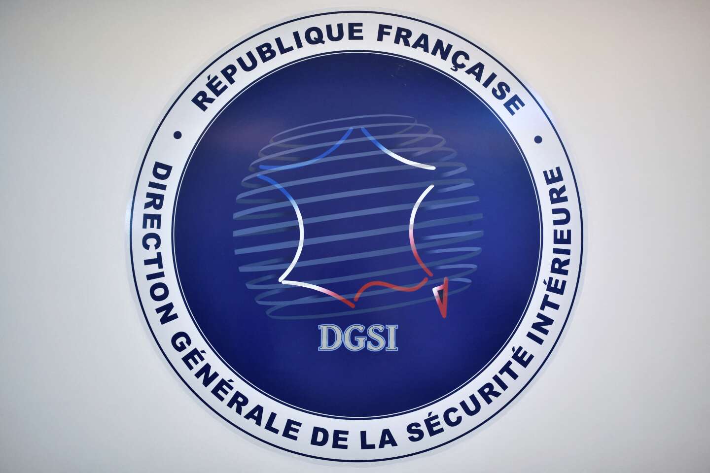 La DGSI convoque trois journalistes de Radio France et « Disclose » pour des soupçons d’atteinte au secret de la défense nationale