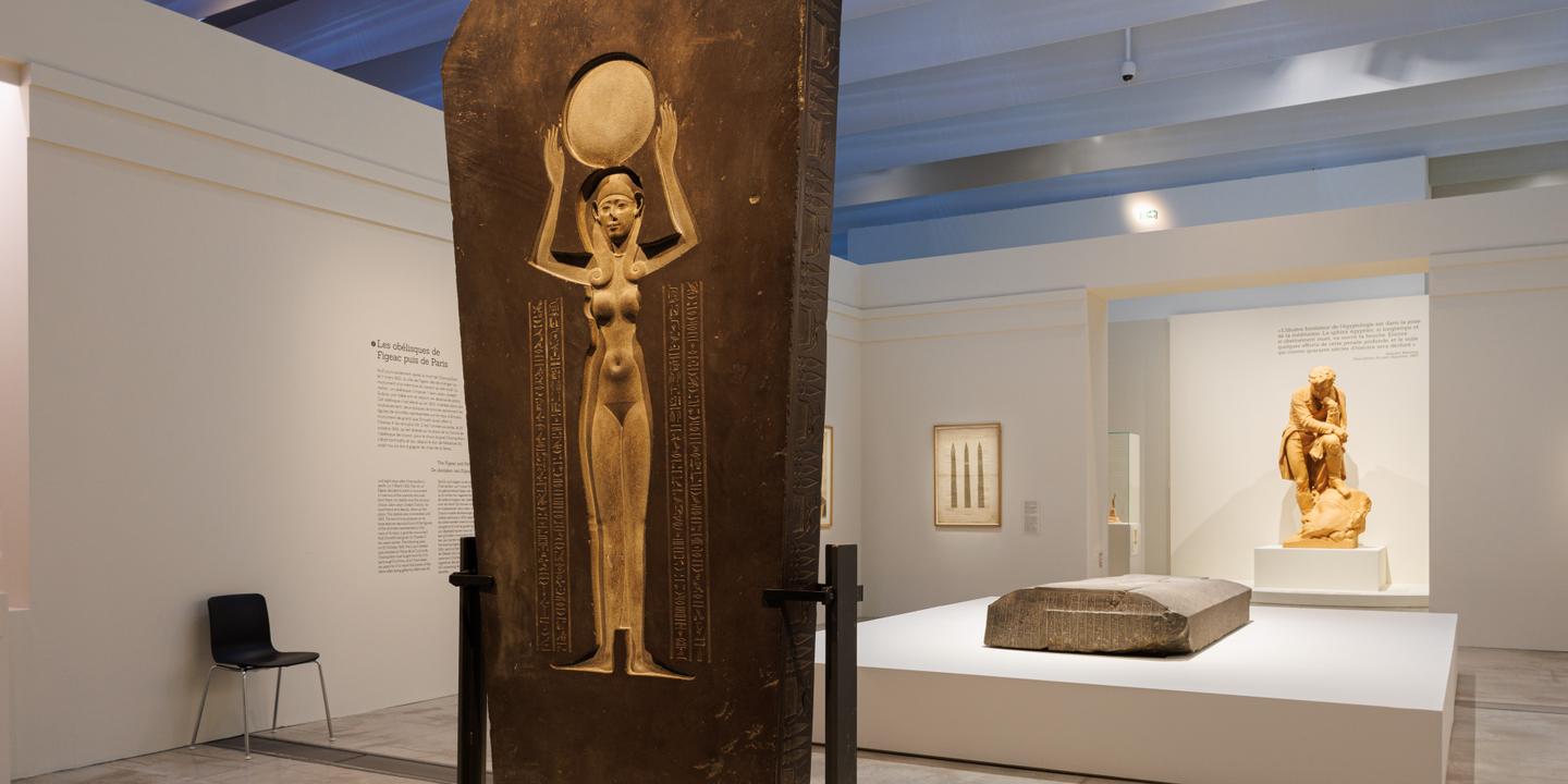 pion ziekenhuis oosten Champollion rendit sa voix à l'Egypte antique