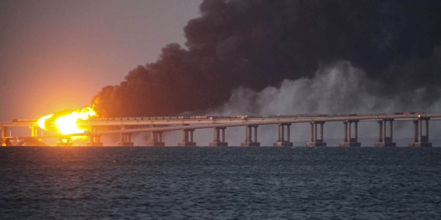 Russia says three killed in Crimea bridge blast, Moscow appoints new  general in Ukraine