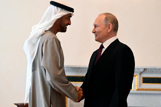 Emirati President Mohammed Ben Zayed and Russian President Vladimir Putin in St Petersburg, October 11, 2022.