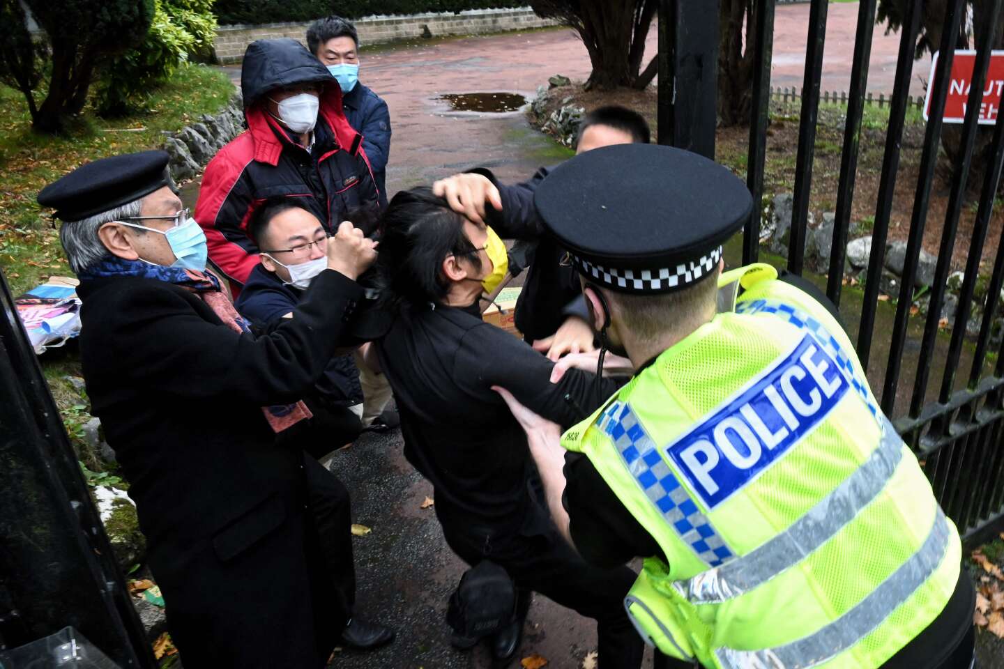 Großbritannien hat China aufgefordert, eine Erklärung nach dem Angriff auf einen demokratiefreundlichen Demonstranten in Manchester abzugeben