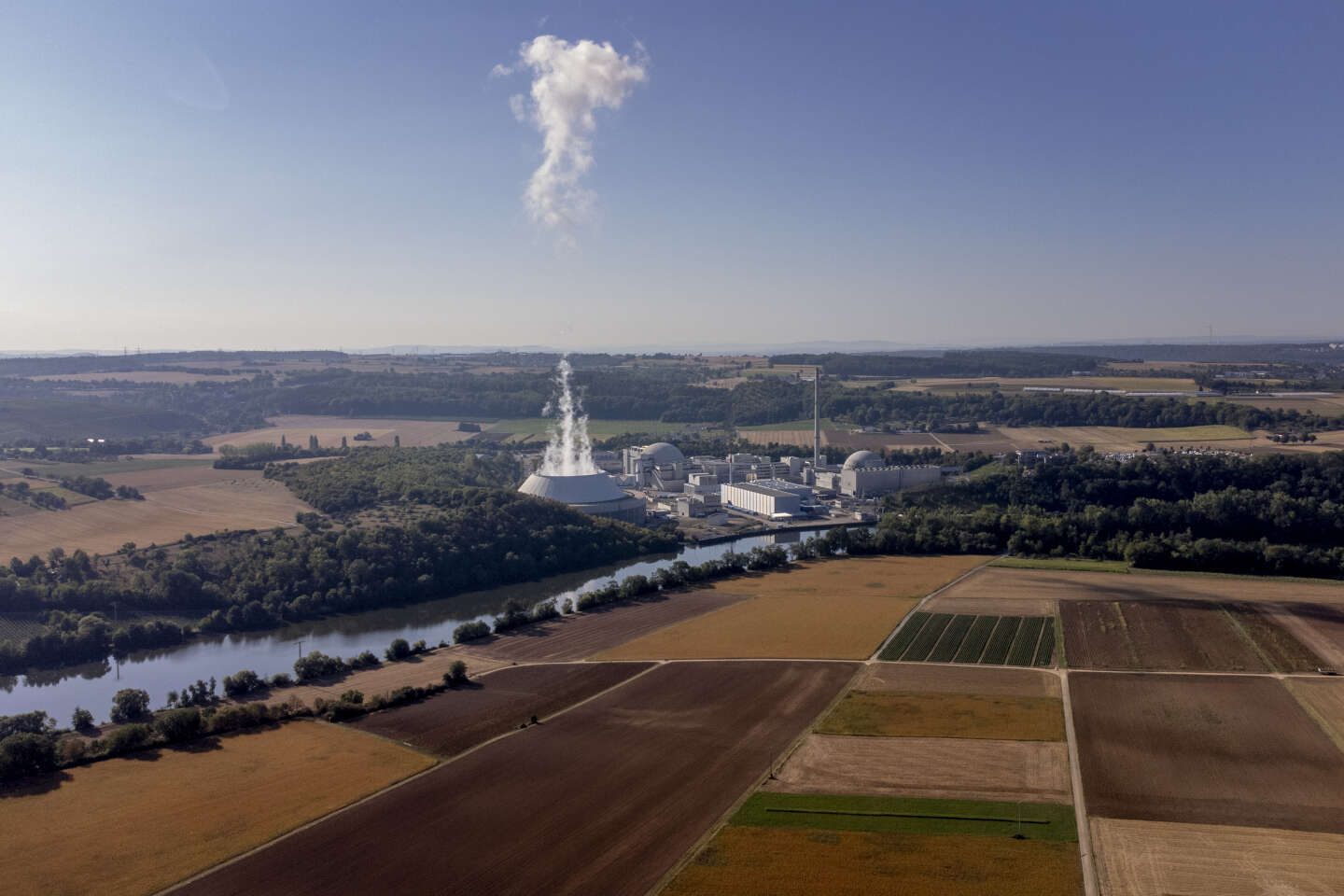 L’Allemagne prolonge le fonctionnement de ses trois dernières centrales nucléaires