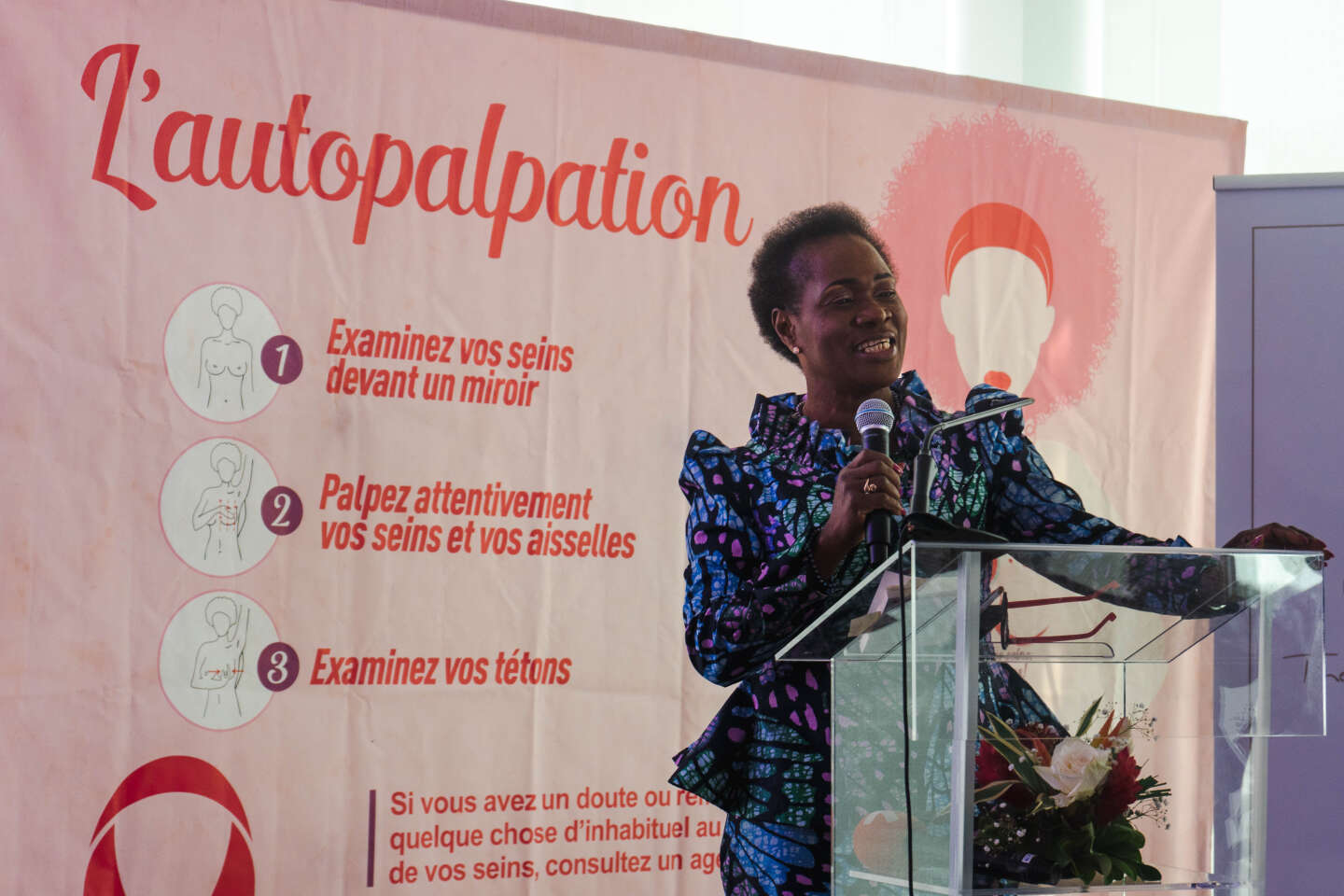 « Plus on vient consulter tôt, meilleur est le pronostic » : en Côte d’Ivoire, la difficile lutte contre le cancer du sein