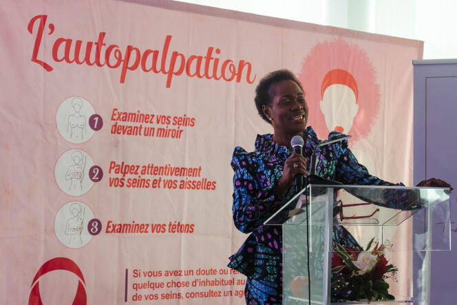 La journaliste et autrice Agnès Kraidy à Abidjan, le 14 octobre 2022.