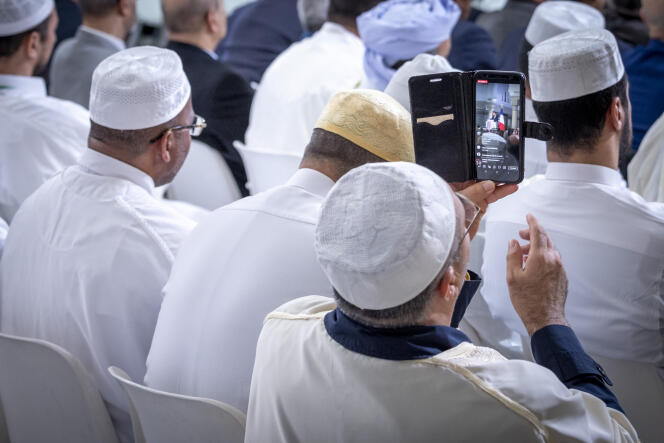 Cent ans de la Grande Mosquée de Paris : Macron défend son action à l'égard  de l'islam de France