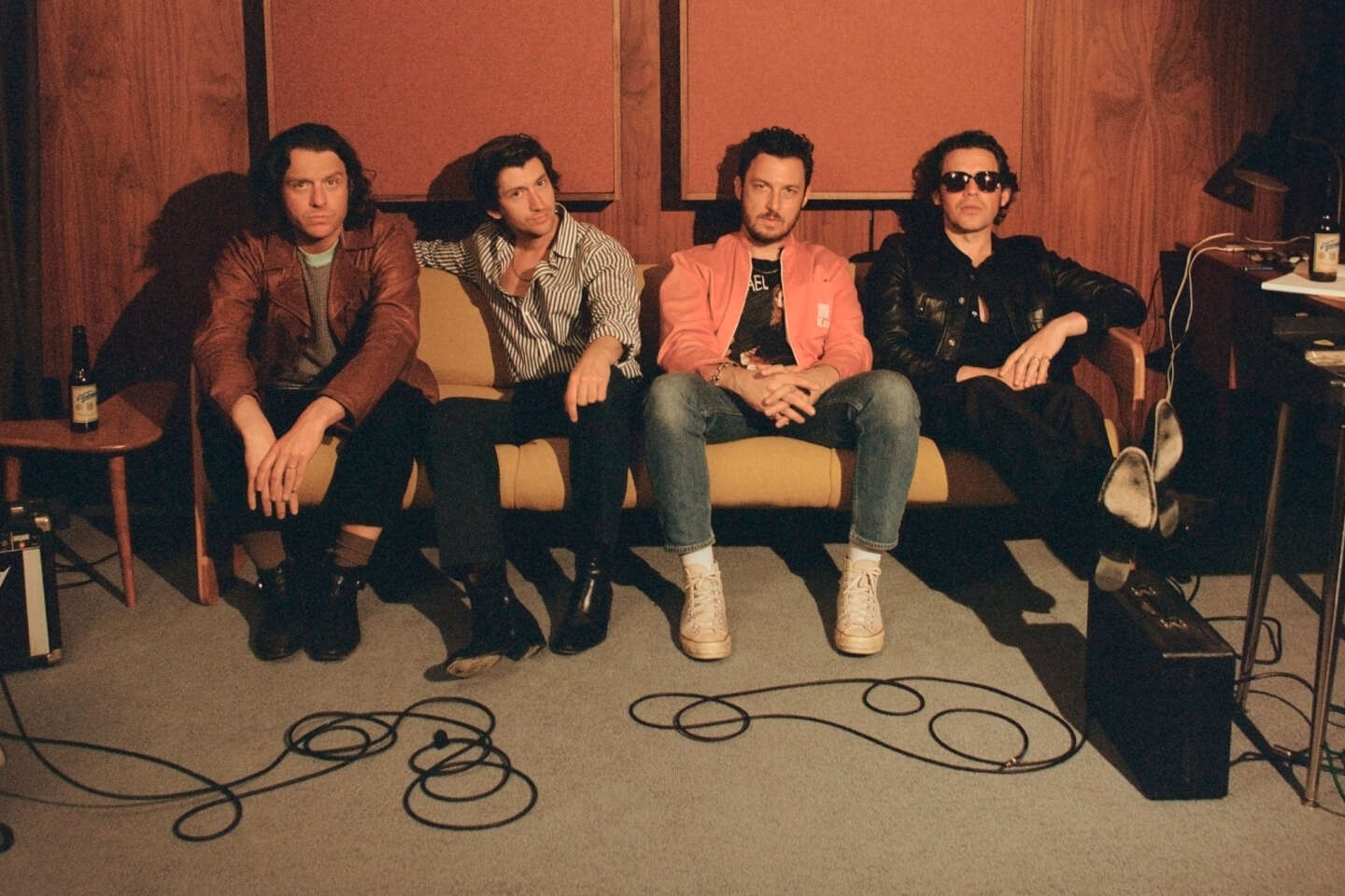 følelsesmæssig forlade tortur Arctic Monkeys push boundaries with their new LP "The Car"