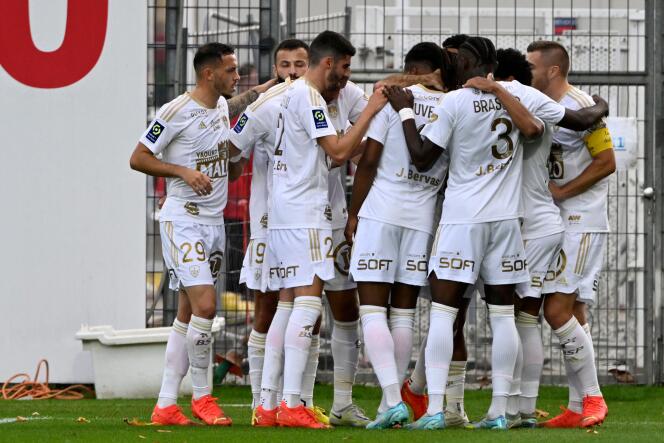 Les Brestois ont mis fin à une série de huit matchs sans victoire avec leur succès sur la pelouse de Clermont en Ligue 1, le 23 octobre 2022.