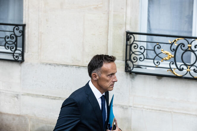 Frédéric Michel, conseiller spécial à la communication et stratégie d’Emmanuel Macron, dans la cour de l’Elysée, à Paris, le 26 septembre 2022.