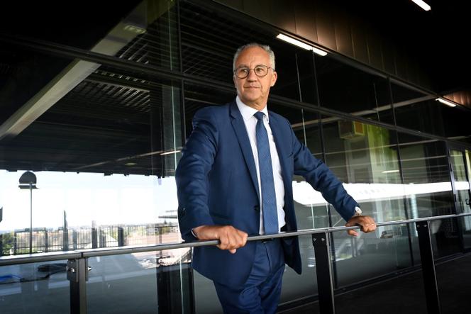 Le président d’Angers SCO, Saïd Chabane, dans la nouvelle tribune Saint-Léonard du stade Raymond-Kopa, à Angers, le 5 août 2022.