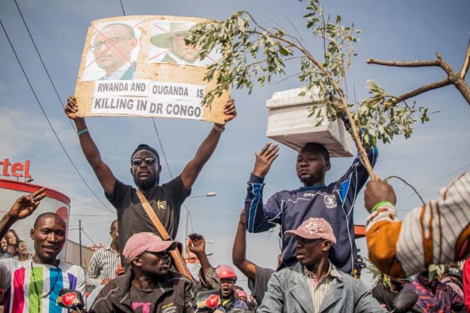 Protestation, le 31 octobre 2022, à Goma de Congolais contre le soutien de forces armées rwandaises aux rebelles du Mouvement du M23. 