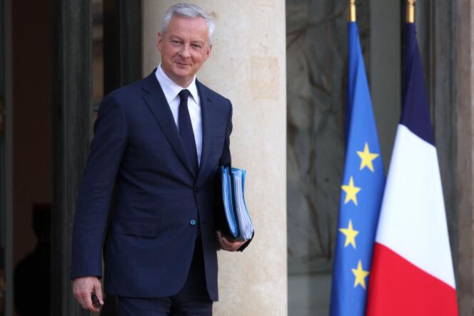 Le ministre de l’économie et des finances, Bruno Le Maire, à l’entrée du palais de l’Alysée, le 2 novembre 2022.
