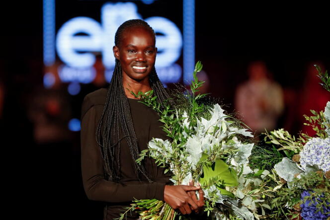 Majda John Peter remporte la finale du concours Elite Model Look of the Year, à Prague, le 31 août 2022. 