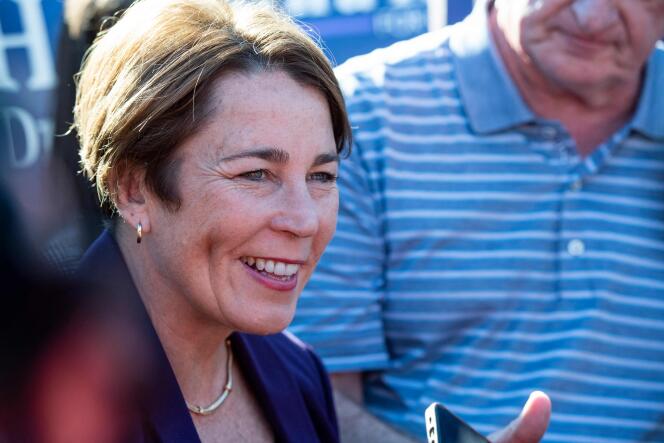 La democratica Maura Healey, eletta governatore del Massachusetts per i prossimi quattro anni, durante la sua campagna elettorale il 7 novembre 2022, alla vigilia dei risultati.