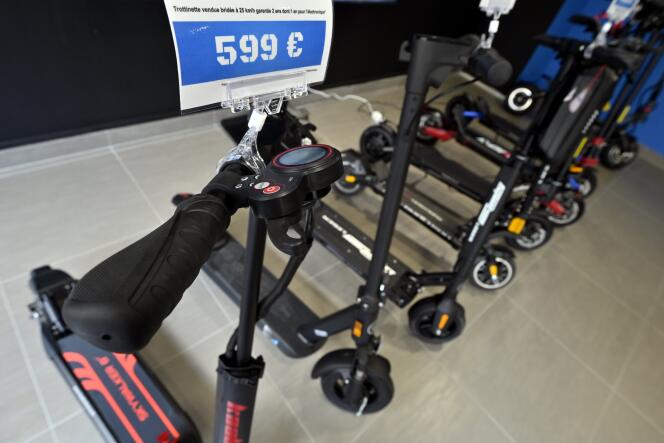 A store selling electric scooters, in Nancy, July 21, 2022.