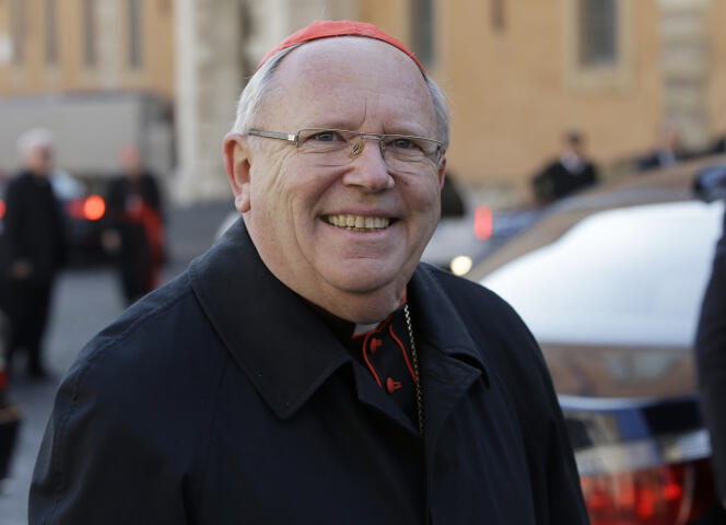 El cardenal Jean-Pierre Ricard llega para una reunión en el Vaticano, 4 de marzo de 2013.