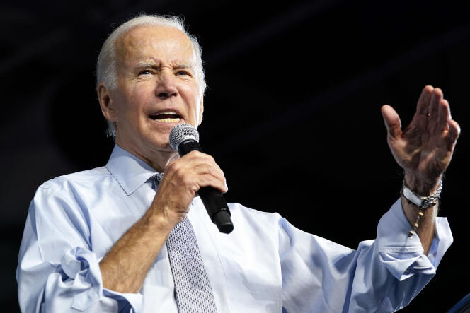 Joe Biden campaigns at Bowie State University in Maryland on November 7, 2022.