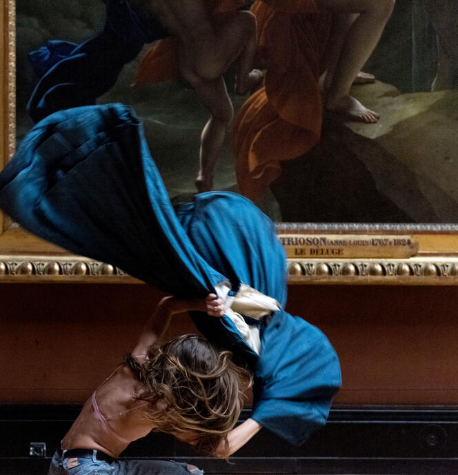 Lors du spectacle « Forêt », les danseurs évolueront au milieu des peintures de maîtres présentes dans l’aile Denon du Louvre.