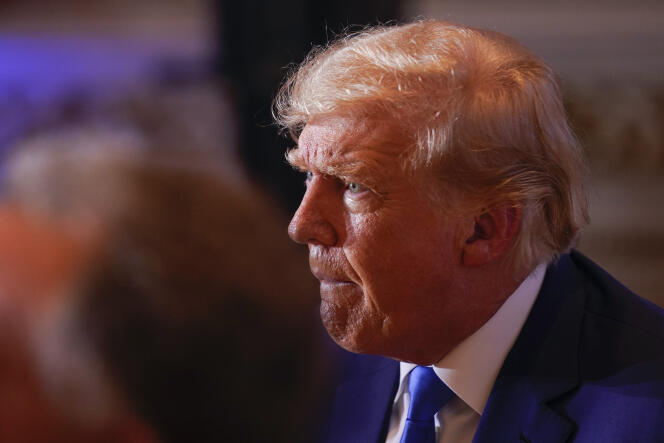Donald Trump während einer Zwischenwahlparty in seinem Haus in Mar-a-Lago in Palm Beach, Florida, am 8. November 2022.