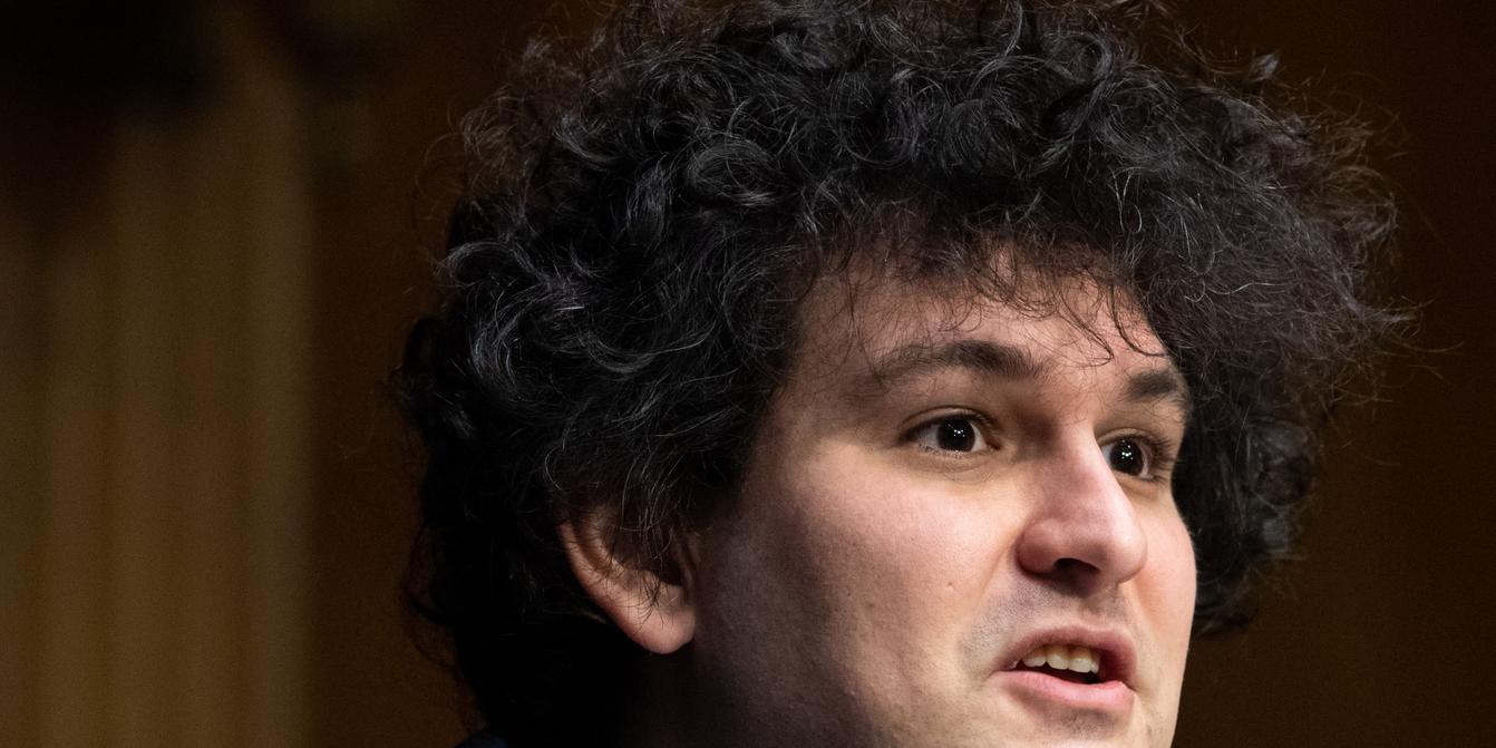 Cryptocurrency platform FTX goes bankrupt as CEO resigns