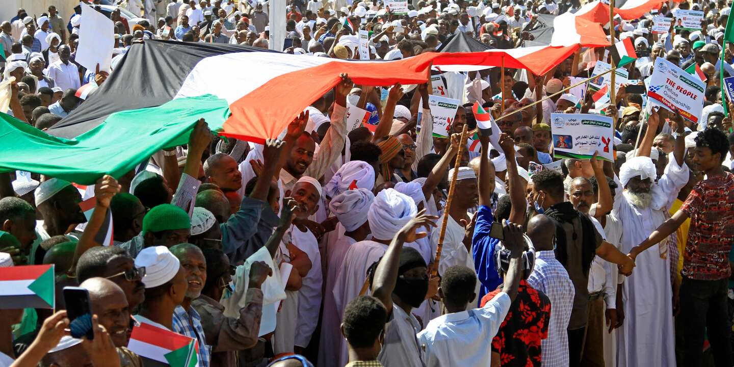 Soudan : des milliers de manifestants défilent contre l'ONU et les «  ingérences » internationales