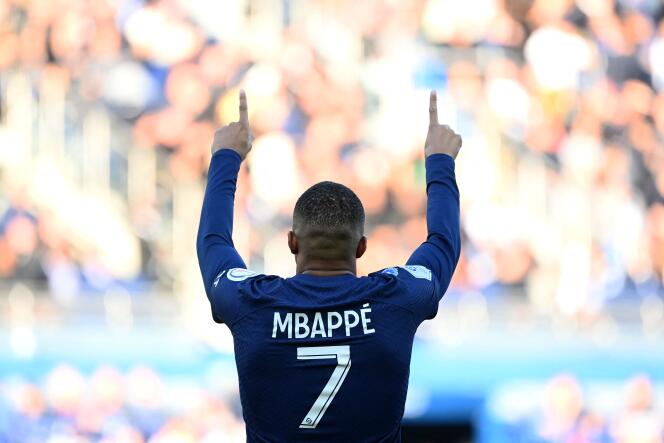 Kylian Mbappé (PSG) celebrates his goal scored against Auxerre (5-0) on the fifteenth day of Ligue 1.