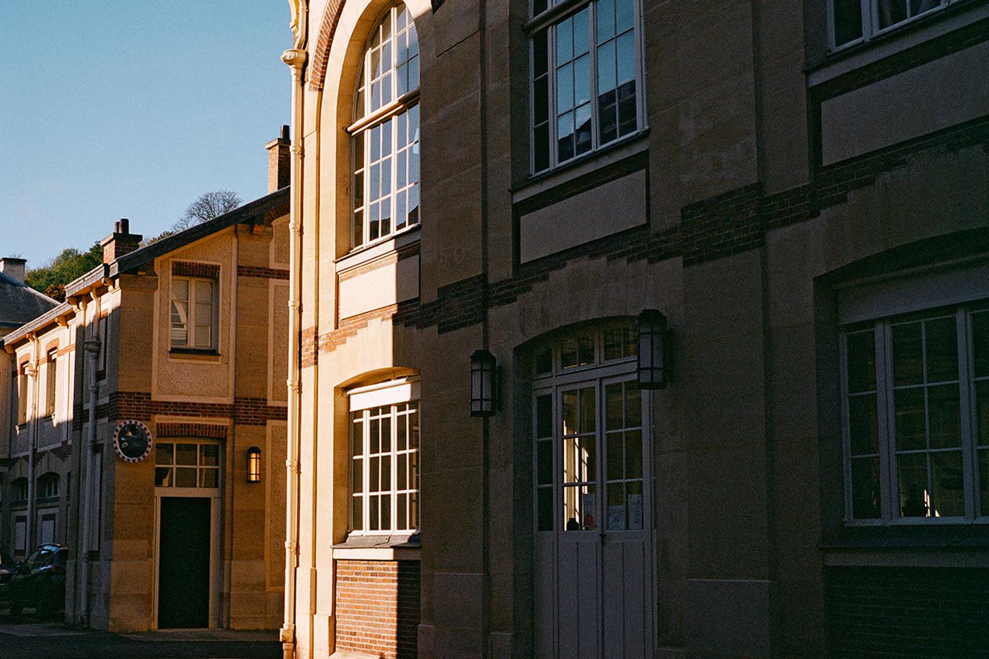 Mystery Photo #133: La Manufactura de Sèvres