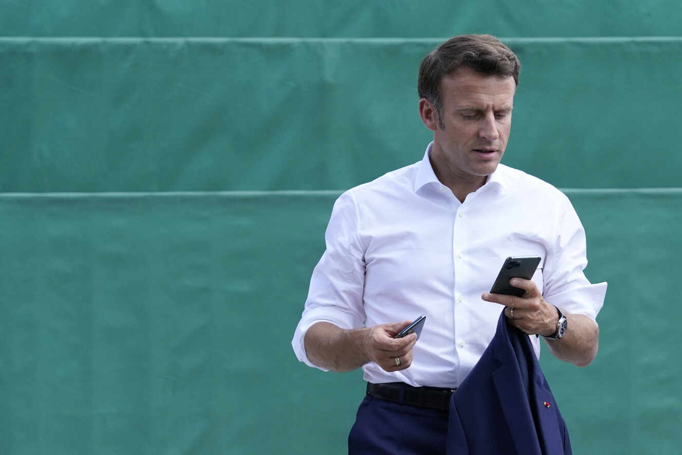 L’Etat travaille à de nouveaux téléphones ultrasécurisés pour Emmanuel Macron