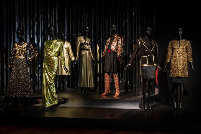 Vetement yves best sale saint laurent