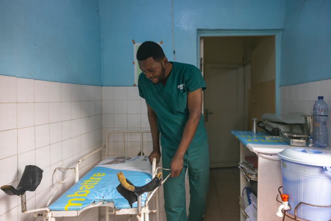 Dans une salle de travail d’une maternité à Kinshasa, en novembre 2022.
