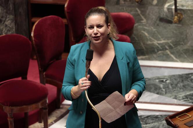 La présidente du groupe « insoumis » à l’Assemblée nationale, Mathilde Panot, dans l’Hémicycle, le 24 novembre 2022. 