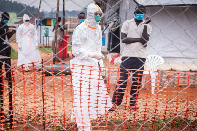 Un centre d’isolement pour des patients suspectés d’être atteints par la fièvre hémorragique Ebola, à Mubende, en octobre 2022.