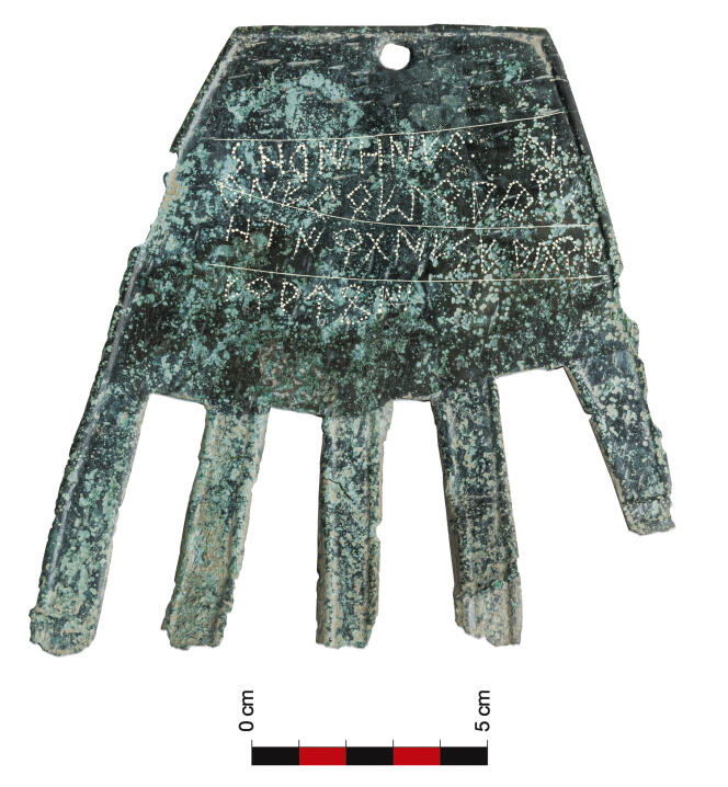 Irulegi's hand, engraved in Basque, dating back more than 2,000 years.