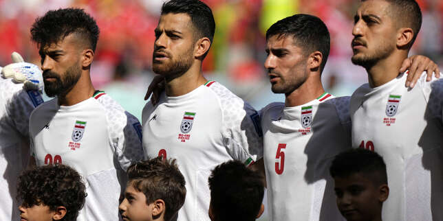 Coupe du monde 2022 : les joueurs iraniens chantent leur hymne national lors de leur second match