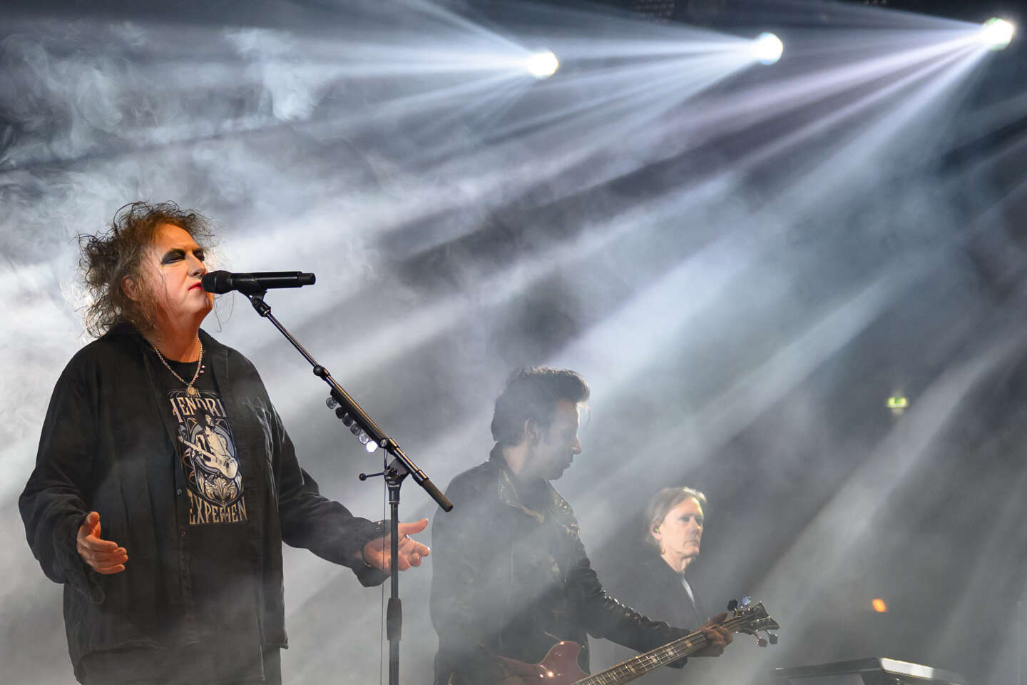The Cure roll back the years on stage in northern France