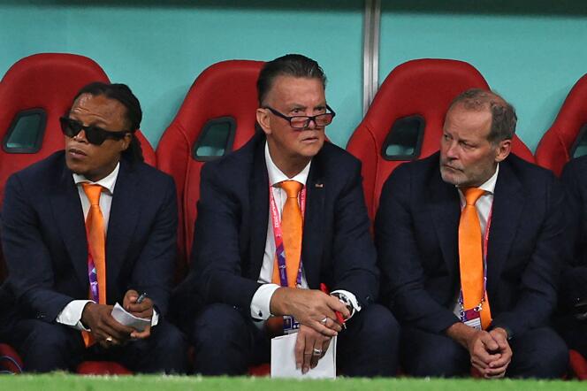Dutch national team coach Louis van Gaal on the bench during the match against Qatar on November 29, 2022 at Al Beit Stadium in Al Khor, Doha.