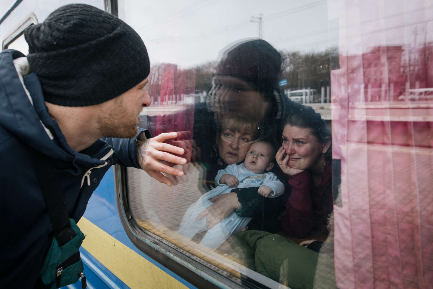 I fotografi di Le Monde raccontano un anno di reportage sulla guerra in Ucraina