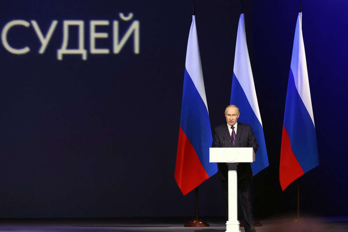 « Vladimir Poutine est à lui seul un mur contre lequel se brise toute possibilité de dialogue »