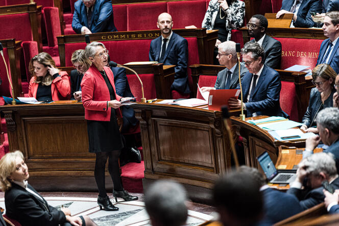 Prime Minister Elizabeth Bourne speaks during a question-to-government session in the National Assembly on November 29, 2022 in Paris, France.