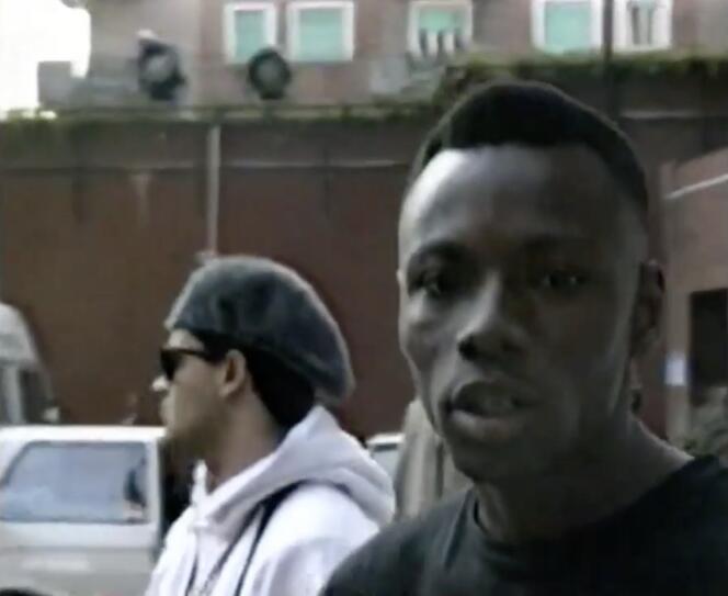 MC Solaar à l’université Paris-VIII de Saint-Denis (Seine-Saint-Denis), dans les années 1990, dans le documentaire « Paris-8, la fac hip-hop », de Pascal Tessaud.