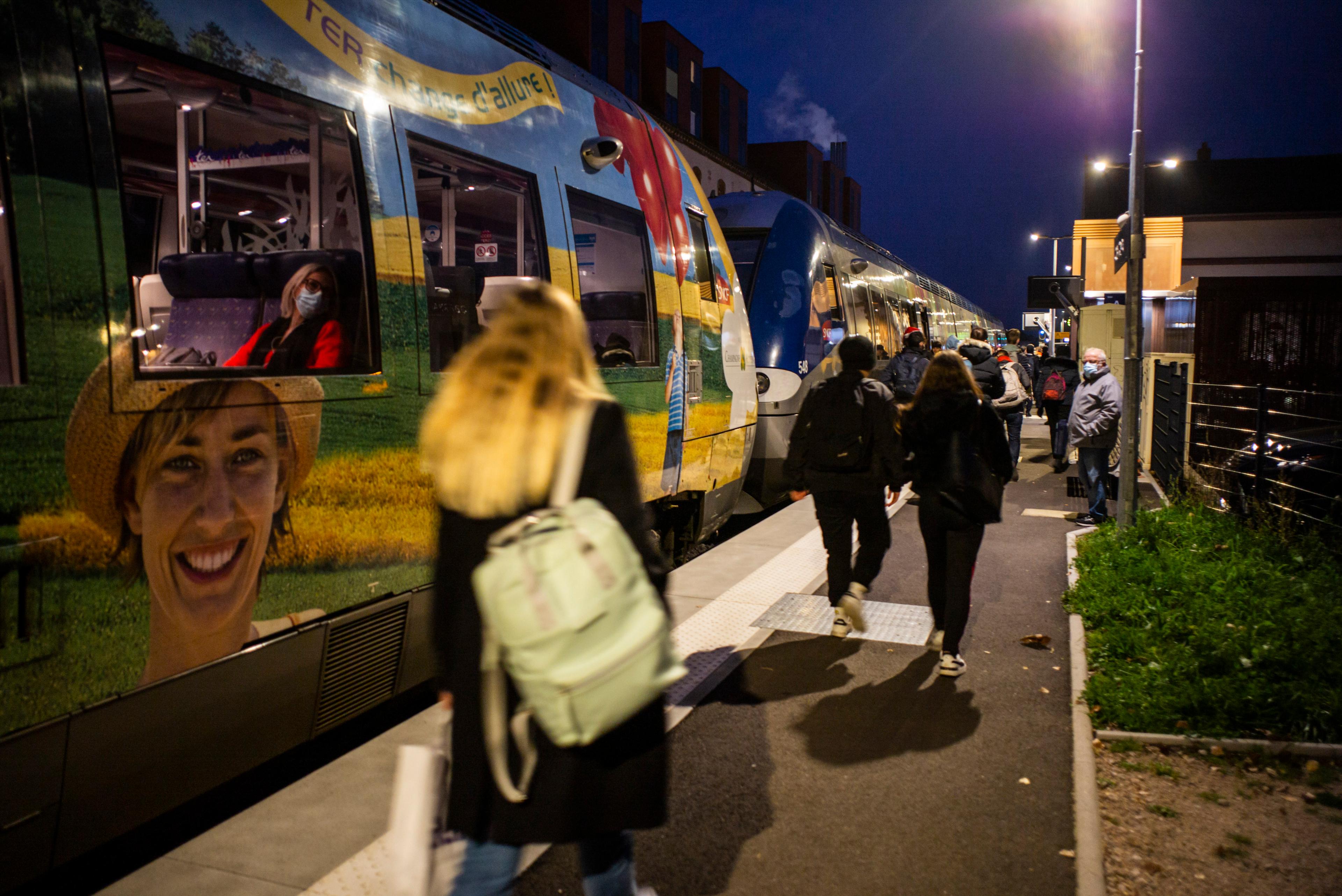 Obernai, le 1er décembre 2022, sur la ligne Strasbourg-Sélestat.
