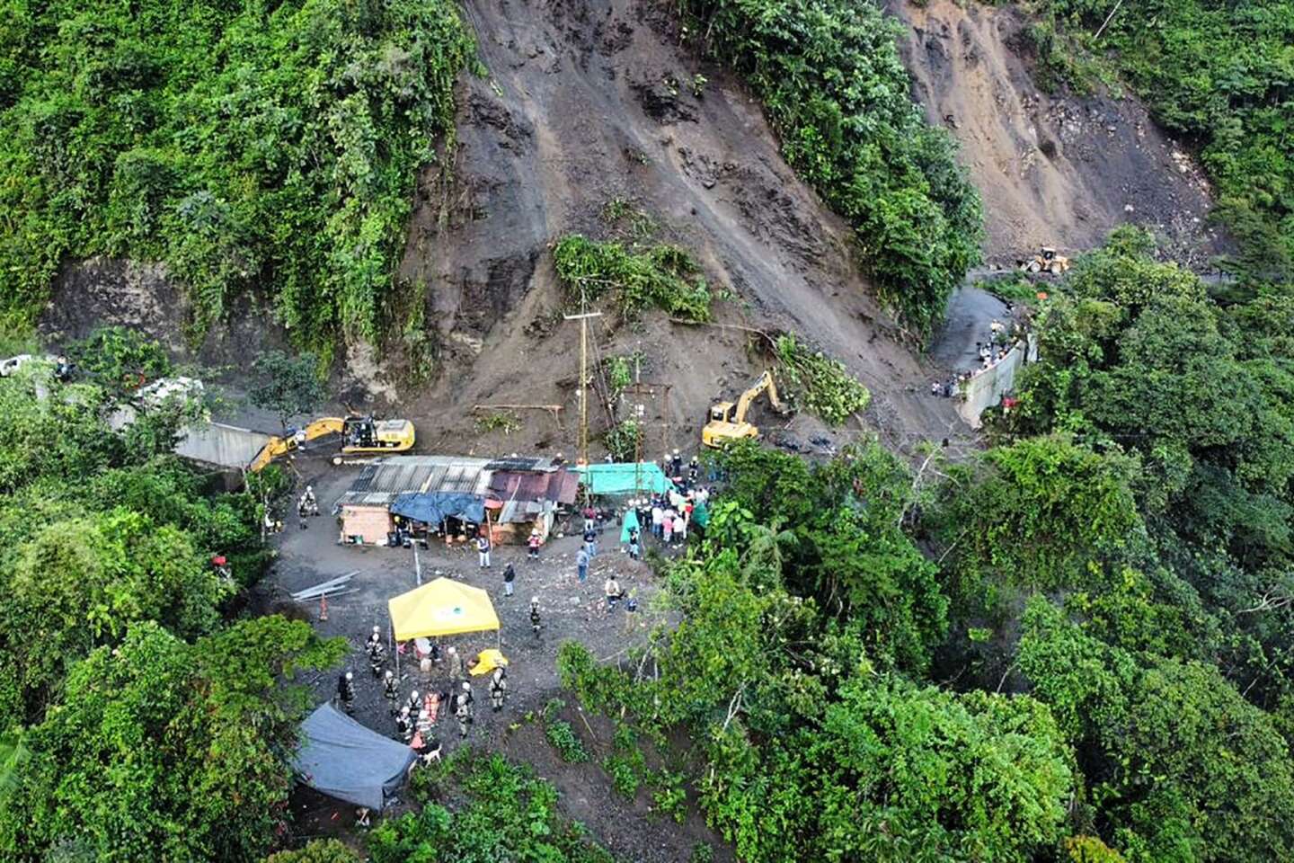 En Colombie, un glissement de terrain a causé la mort de vingt-sept personnes