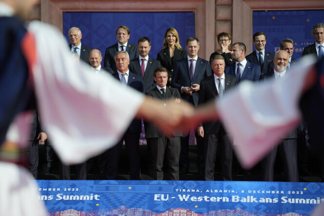 Le président français, Emmanuel Macron, au sommet UE-Balkans occidentaux, le 6 décembre 2022, à Tirana (Albanie).